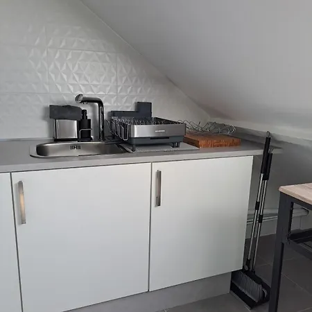 Modern Cozy 3 Flat Between And Paris